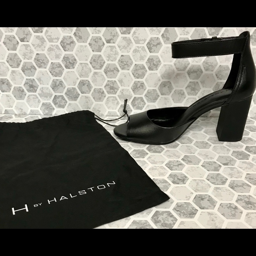 H by Halston ~ Carina ~ Black